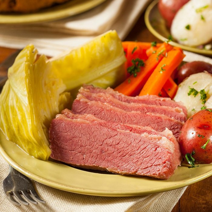 How to cook corned beef bahamian style